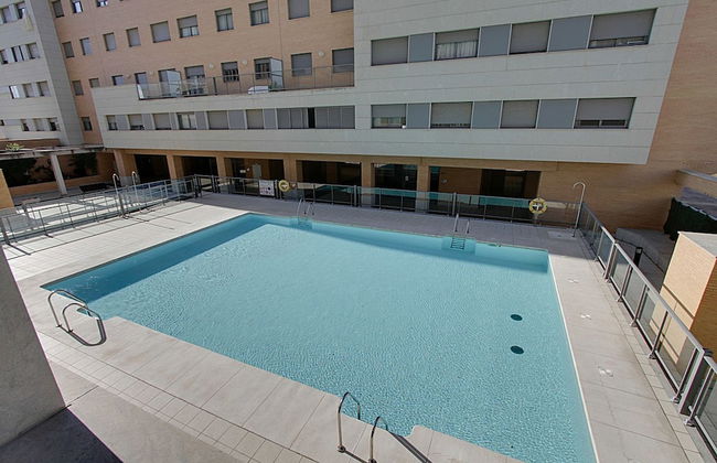 Apartamento Top Malaga Calle Pacifico con piscina y parking - Photo 11
