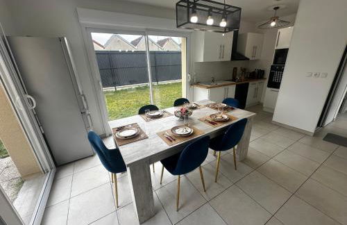 Maison individuelle parking privé et gratuit - Foto 1