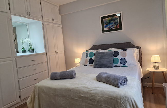 2 Bed parking gated modern - Photo 3