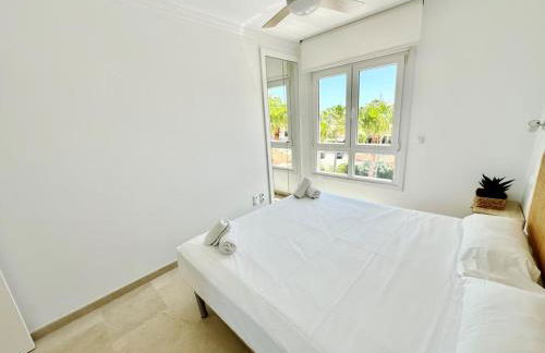 Ático frontal al mar con piscina privada by homeprive - Foto 32