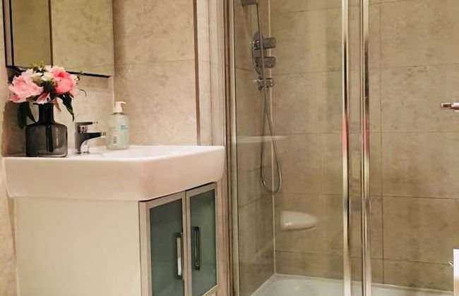 2bed 2bath apartment in kings cross - Foto 18