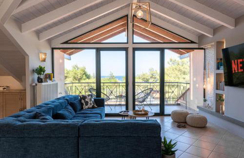 Gregory’s Loft - Photo 1