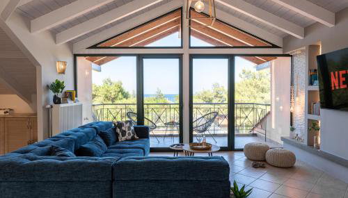 Gregory’s Loft - Photo 1