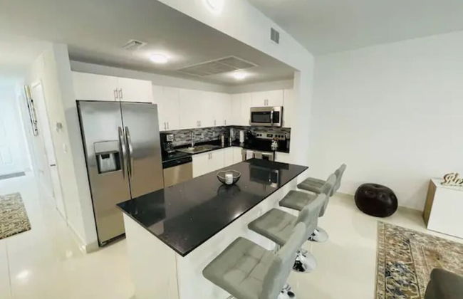 Comfortable European Style Home 4BR 4BA in Miami by ASVR-13670 - Foto 15