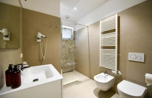 Regina e Oriente - Foto 50