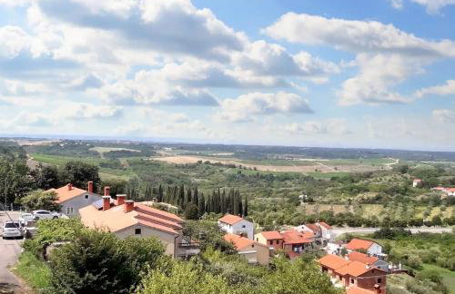 Family villa in Buje with pool and sea view - Foto 29