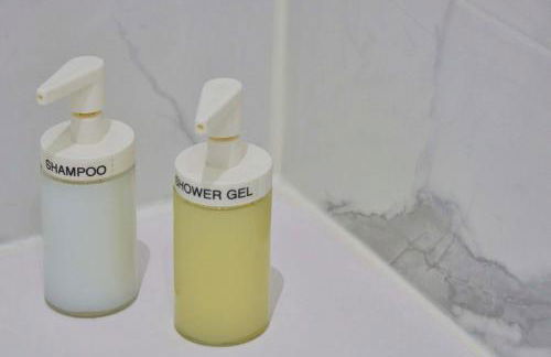 Spacious & Light-Filled 4BR Apartment By TimeColer - Foto 25