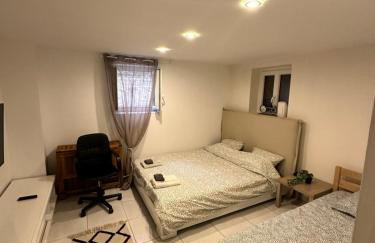 Jolie appartement Nice proche mer et aéroport Une chambre plus salon avec cuisine - Photo 4