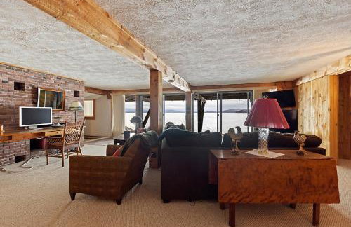 The Lakehouse at The Dunn Compound on the Lake - Foto 34