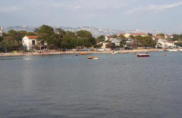 New Kosljun Apartment short walk to Beach - Photo 7