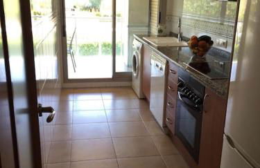 Stylish & cosy 3 bed apartment! - Photo 42