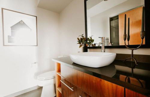 Timeless Modern Luxury at Bellerive on the River - Photo 19