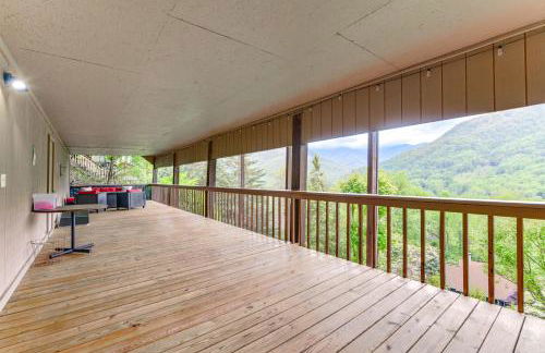 Maggie Valley Mountain Escape with Fireplace and Deck! - Foto 22