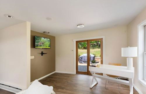 Nature Getaway Charming Villa Near Trails & Parks - Foto 64