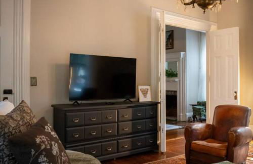 Stunning Apartment in Historic Federal Hill Mansion near Downtown & College Hill - Foto 15