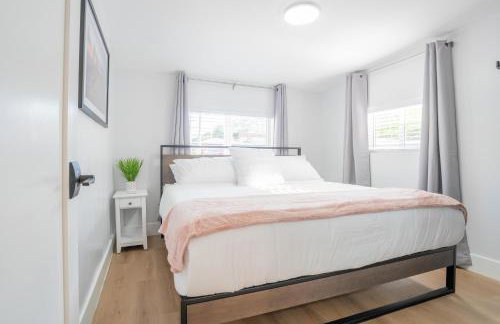 5BR HotTubPoolTableMiniGolf 7 min to Wynwood - Foto 4