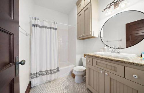 Modern apartment in historic downtown Galveston close to the Strand - Foto 15