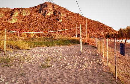 Steinturm mit Dach-Terrasse zwischen Fluß, Meer und Gebirge- Spiti Pirgos - Foto 64