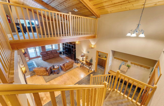 Luxe All-season Retreat by Avantstay Prime Location, Near Skiing - Foto 20