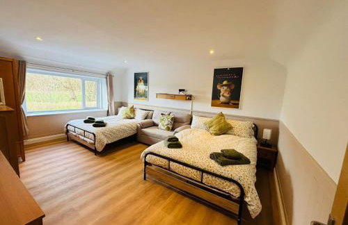 The Galloway Steading: Countryside Family Retreat with Sauna and Hot tub - Foto 15