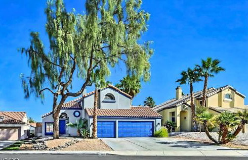 Blue Waterfalls - Photo 22