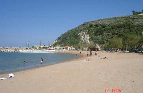 Breathtaking sea and Mountain views with Private pool, Peace full relaxing Villa with WiFi near Shops and Restaurants - Photo 47