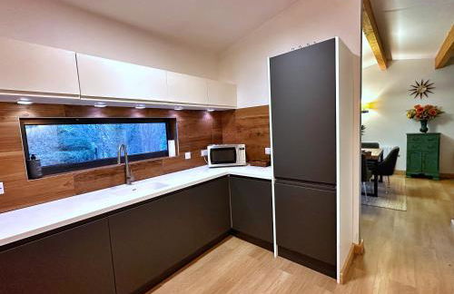 Chy Mena. South facing lodge with hot tub & views. - Foto 15