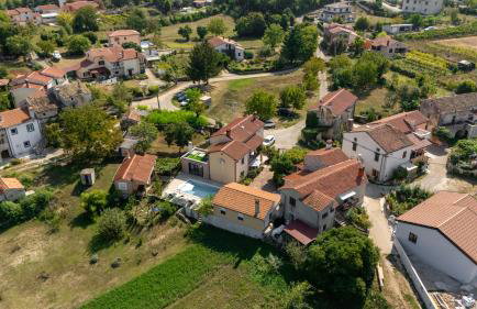 Two Stone Houses Iva - Foto 5