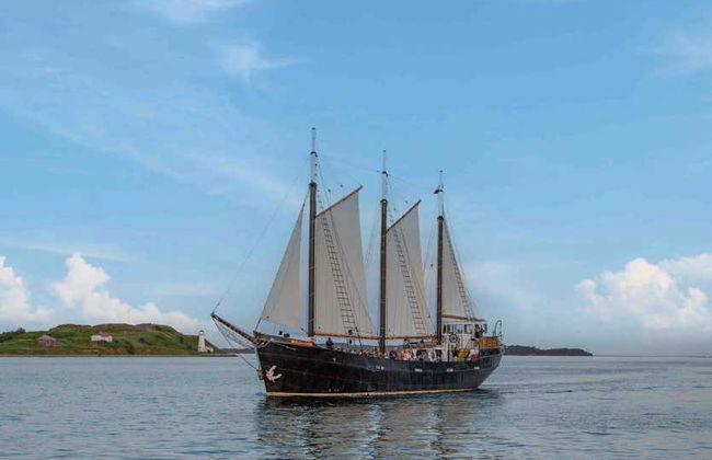 Sailboat Ride in Halifax - Photo 2