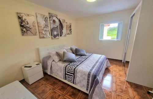 Cozy Santana House Near Pico Ruivo, Perfect Base for Levadas & Hiking Trails - Foto 8