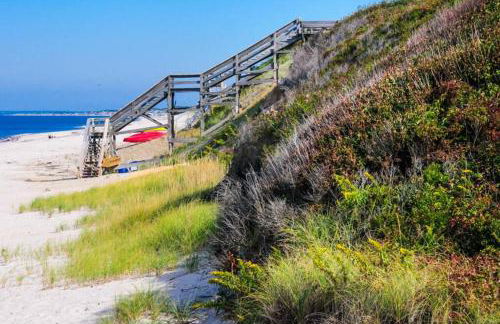 56Beachway-Private beach Refreshed in 2022 Cozy - Foto 21