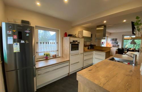 Haus Ostend Ganzes Ferienhaus mit Garten ideal für zwei Erwachsene und zwei Kinder - Foto 4