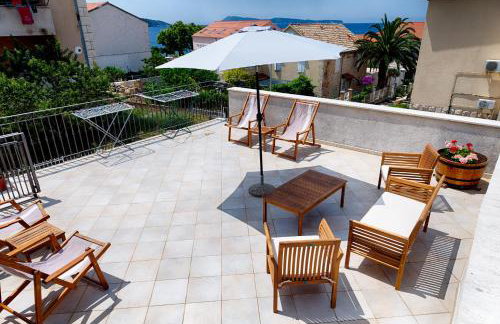 Apartments Kastelani - Photo 7