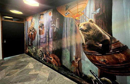 Swanky Mid-Modern Century-5 Decks-90 inch 4K Screen - Foto 12