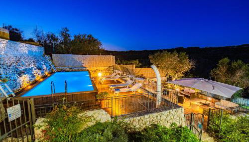 Villa Vanessa con Piscina Privata - Castro - Foto 1