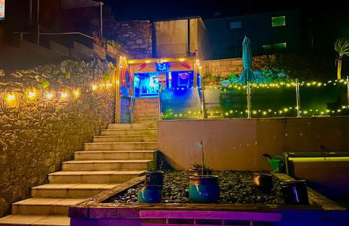 High Cross House - Photo 24