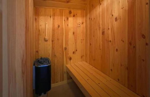 Beautiful Home In Korzkiew With Sauna - Foto 18