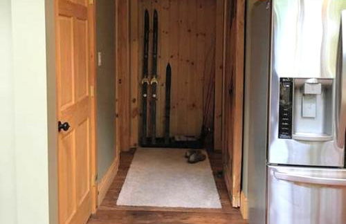 Cozy Vacation Rental for 10 with a Fire Pit in Jim Thorpe, Pennsylvania - Photo 8