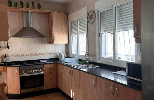 Casa Bueno- Sleeps 7 Private Pool & AirCon - Foto 46