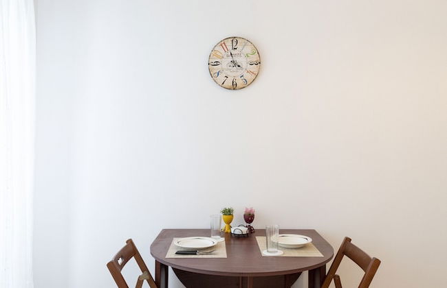 Parikia's Cute Pebble - Photo 19