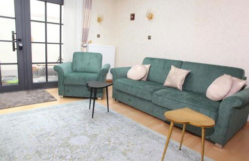 Ferienwohnung Mayener Jung mit schönem Innenhof - Foto 1