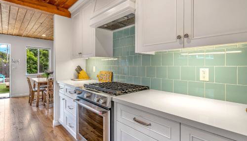 Charming 2 BDR Seaside Cottage - 5 Min to Beach - Foto 5