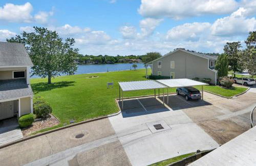 April Point Dr S - Photo 13