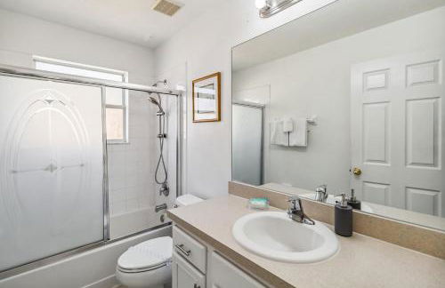 765 Beautiful Vacation Home With Private Pool, And Much More!! - Foto 18