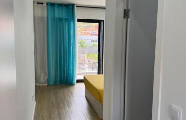 B - Elegent 2 Bedroom Modern Townhouse - Foto 31