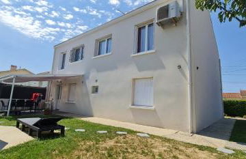 Belle Maison avec jardin RDC T3 de 70m2 Vacances ou cure thermale Rochefort - Foto 31