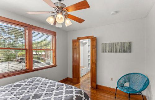 Cozy Townhome Near UF Campus - Foto 13