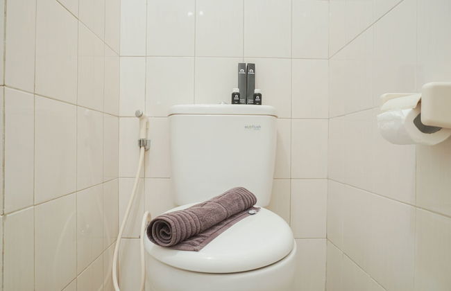 Compact And Strategic Studio Room Signature Park Grande Apartment - Photo 9