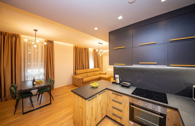 Central Chic Apartments - Photo 19