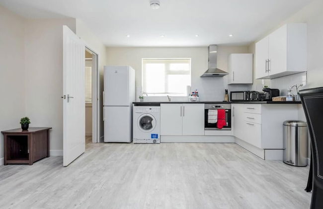 Cosy 2BR Maisonette Near Hospital & Stations - Foto 13